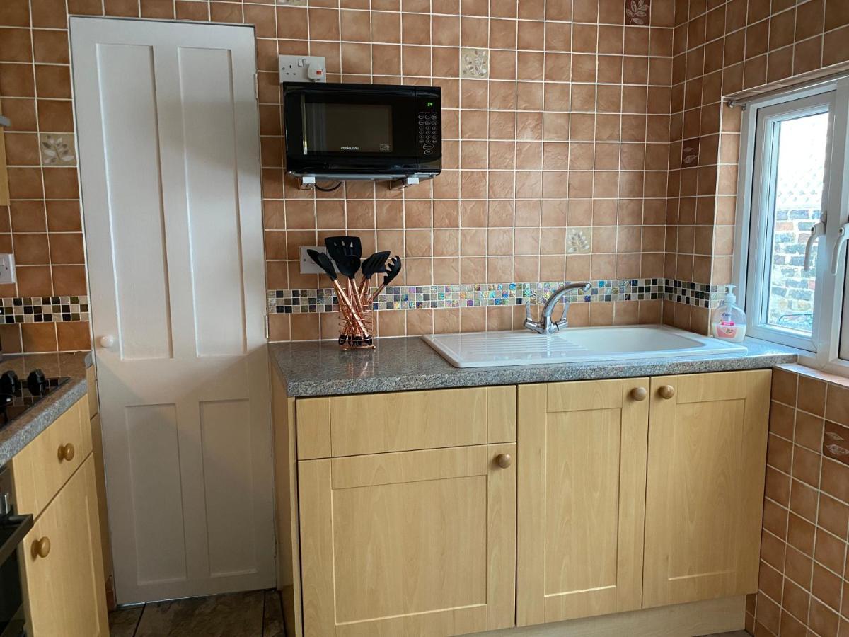 Cosy 2 Bedroom House -2023, 2024 &2025 Award Winner! Ramsgate Esterno foto